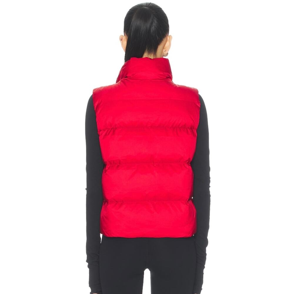 Beyond Yoga Big Cozy Vest Holly Red Women's Small Jacket - Picture 3 of 7